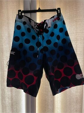chic Blue-to-Red Gradient Polka Dot Swim Board Shorts